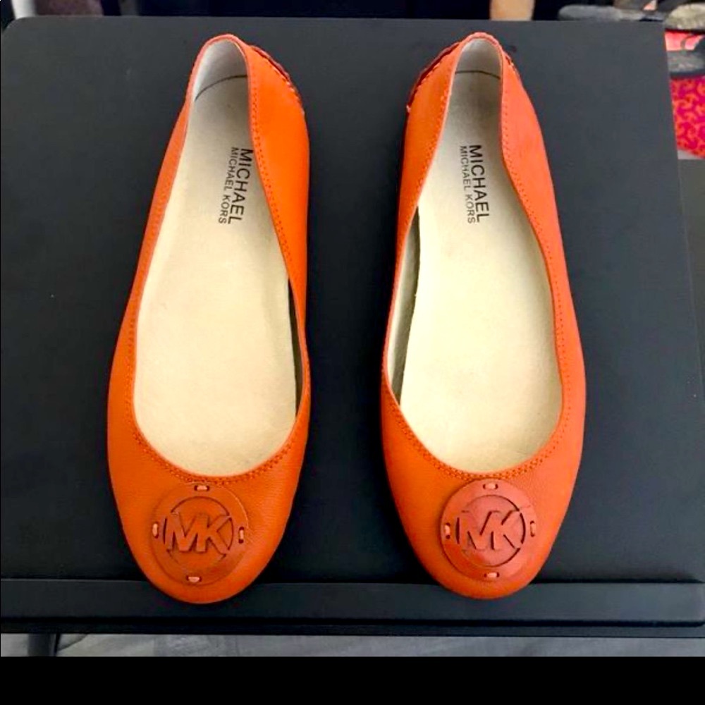 Michael Michael Kors Leather Slip On Ballet Flats women's size 8